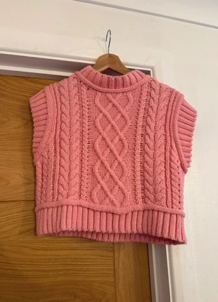 Zara Bubblegum Pink Chunky Knitted Cable Knit Sleeveless Sweater Vest / Jumper, brand: Zara, condition: Very good, size: M / UK 12-14, £26.99, £29.04 includes Buyer Protection Pro