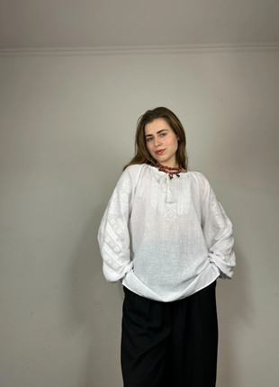 Vyshyvanka white on white, état: Très bon état, taille: M / 38 / 10, 55,00 €, 58,45 € Protection acheteurs incluse