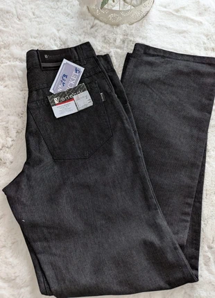 Pantalon homme marque Venerdi taille W34/40fr couleur noir, marke: Venerdí, zustand: Sehr gut, größe: W30 | DE 46, 22,99 €, 24,84 € beinhaltet Vinted-Käuferschutz Pro