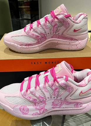 Nike KD18 Aunt Pearl - Neuf - 39, marque: Nike, état: Très bon état, taille: 39, 280,00 €, 294,70 € Protection acheteurs incluse