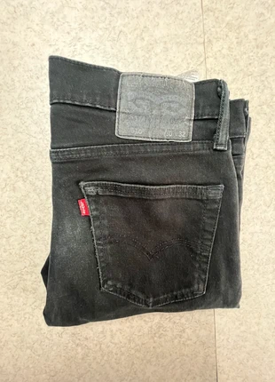 Jean LEVI’S 510 Vintage Noir Taille W30 L32, brand: Levi's, condition: Very good, size: W30, €18.00, €19.60 includes Buyer Protection Pro