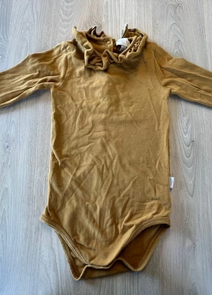 Romper lange mouwen, merk: Willow, staat: Heel goed, maat: 24-36 maanden / 92 cm, € 1,00, € 1,75 inclusief Kopersbescherming