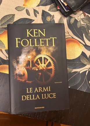 Ken Follet- Le armi della luce, état: Neuf sans étiquette, 10,00 €, 11,20 € Protection acheteurs incluse