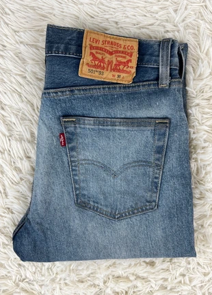 Jean LEVIS 501 coupe droite W30 JLO49, marque: Levi's, état: Très bon état, taille: W30 | FR 40, 34,90 €, 37,35 € Protection acheteurs (Pro) incluse