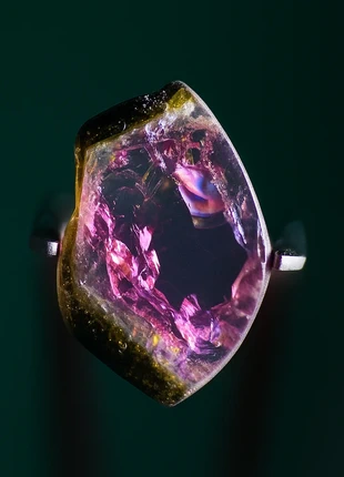 Watermelon Tourmaline Slice – Trm01Slc15, merk: Mineralogie, staat: Nieuw zonder prijskaartje, € 26,00, € 28,00 inclusief Kopersbescherming Pro