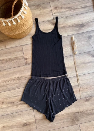 Tenue de nuit noir à volant, marque: Undiz, état: Très bon état, taille: S / 36 / 8, 4,50 €, 5,43 € Protection acheteurs incluse