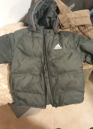 Giubbotto Adidas, marca: adidas, estado: Muito bom, tamanho: 18-24 meses / 86 cm, €10.00, €11.20 inclui Proteção do Comprador