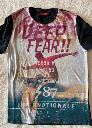 T-shirt Aeropilote surf 16 ans, marca: Aeropilote, estado: Muito bom, tamanho: 16 anos / 176 cm, €2.00, €2.80 inclui Proteção do Comprador