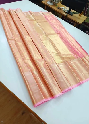Pure pattu saree, brand: saree, condizioni: Nuovo con cartellino, taglia: Altro, €70.00, €74.20 include la Protezione acquisti