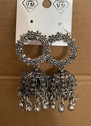 Orecchini indiani color argento silver jhumke, marque: Bollywood, état: Très bon état, 3,50 €, 4,38 € Protection acheteurs incluse