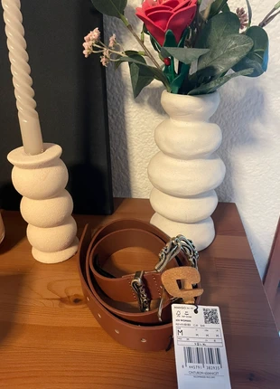 Cinturón marrón hebilla mango, marca: Mango, estado: Nuevo con etiquetas, tamaño: 90 cm, 6,00 €, 7,00 € Protección al comprador incluida