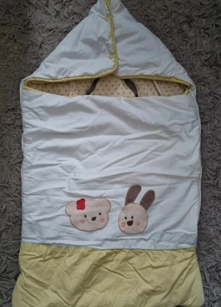 Nid d'ange pour voiture 0-3mois, brand: petit à petit, condition: Very good, size: 1-3 months / 56 cm, €10.00, €11.20 includes Buyer Protection