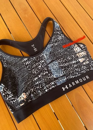 Under Armour Top Deportivo Nuevo, marque: Under Armour, état: Très bon état, taille: XL, 9,00 €, 10,15 € Protection acheteurs incluse