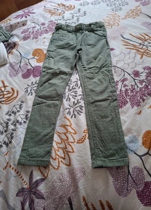 Pantalon kaki élastique, merk: Sergent Major, staat: Heel goed, maat: 5 jaar / 110 cm, € 7,00, € 8,05 inclusief Kopersbescherming