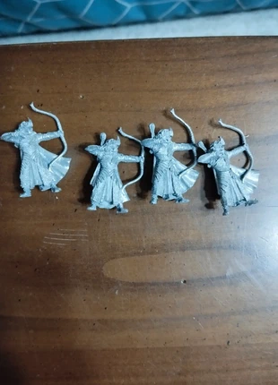 4 archers, marke: Games Workshop, zustand: Gut, 24,00 €, 25,90 € inklusive Vinted-Käuferschutz