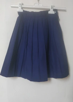 Jupe plissée rétro bleu marine 5 ans Vintage années 90, marke: Vintage Dressing, zustand: Sehr gut, größe: 5 Jahre / 110, 5,00 €, 5,95 € inklusive Vinted-Käuferschutz