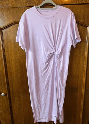 Jurk met valse knoop, état: Bon état, taille: Taille unique, 3,00 €, 3,85 € Protection acheteurs incluse