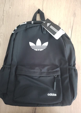 Mochila Adidas Original Nueva, marque: adidas, état: Neuf avec étiquette, 24,99 €, 26,94 € Protection acheteurs incluse
