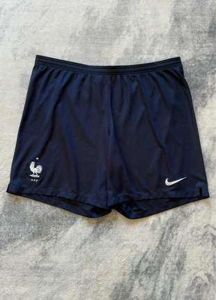 Short Nike vintage Équipe de France XXL bleu marine logo brodé, brand: Nike, condizioni: Ottime, taglia: XXL, €29.99, €32.19 include la Protezione acquisti Pro