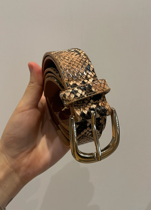 cintura pitonata, marque: PrimaDonna, état: Neuf sans étiquette, taille: 105 cm, 5,00 €, 5,95 € Protection acheteurs incluse