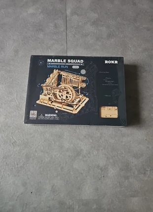 Construção Nova a Estrear New and Sealed, marca: Robotime, estado: Novo com etiquetas, tamanho: Tamanho único, €22.00, €23.80 inclui Proteção do Comprador