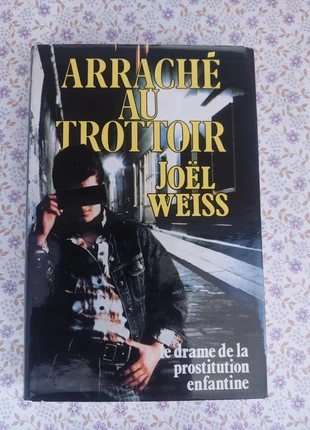 Livre arraché au trottoir, condition: Good, €1.00, €1.75 includes Buyer Protection