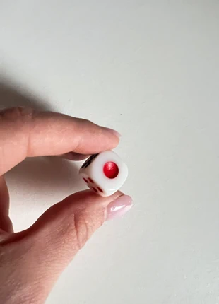 🎲 Dé original blanc avec points rouges et bleus 🎲, estado: Bom, €1.00, €1.75 inclui Proteção do Comprador