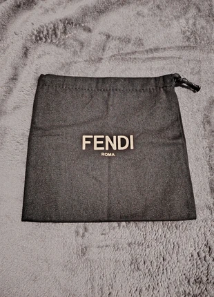 Fendi dustbag, marke: Fendi, zustand: Sehr gut, 12,00 €, 13,30 € inklusive Vinted-Käuferschutz