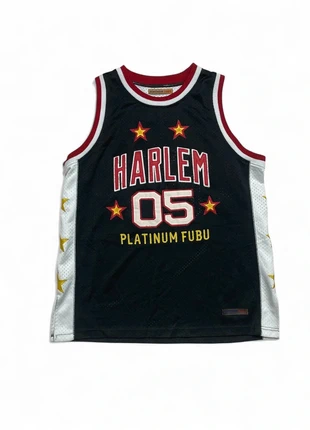 Maillot vintage Platinum FUBU “Harlem 05” noir, blanc et rouge Années 2000
Taille M, marke: FUBU, zustand: Sehr gut, größe: M, 35,00 €, 37,45 € inklusive Vinted-Käuferschutz