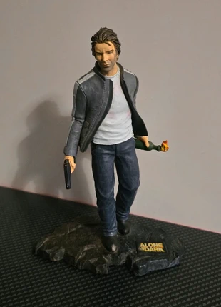 Figurine alone in the dark, marca: ALONE, estado: Muy bueno, tamaño: Talla única, 15,00 €, 16,45 € Protección al comprador incluida