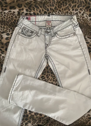 True Religion Jeans weiß lowrise, brand: True Religion, condizioni: Ottime, taglia: S / IT 40 / EU 36, €140.00, €147.70 include la Protezione acquisti
