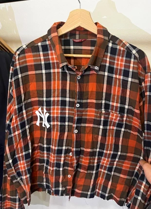 NY Yankees Checkered Flannel Shirt | Vintage Oversized Plaid Streetwear Y2K Grunge, marke: Sonstiges, zustand: Sehr gut, größe: L, 15,00 €, 15,95 € inklusive Vinted-Käuferschutz