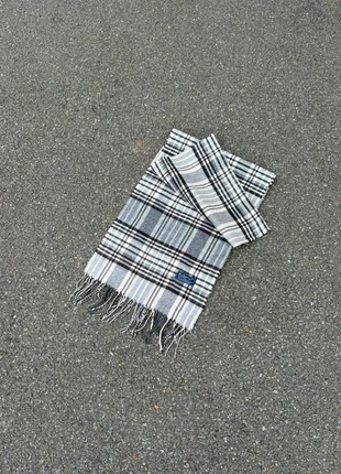 Écharpe Burberry gris vintage 2000s, marke: Burberry, zustand: Sehr gut, 55,00 €, 58,45 € inklusive Vinted-Käuferschutz