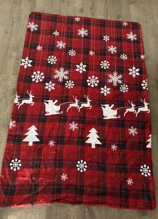 Linnen, merk: Multicolor, staat: Nieuw met prijskaartje, maat: 135-150 cm x 200-220 cm, € 5,00, € 5,95 inclusief Kopersbescherming