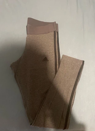 Legging adidas femme M, marque: adidas, état: Neuf sans étiquette, taille: M / 38 / 10, 10,00 €, 11,20 € Protection acheteurs incluse