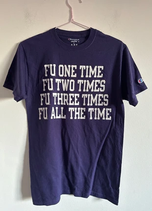 Camiseta Champion, marca: Champion, estado: Muy bueno, tamaño: S, 10,00 €, 11,20 € Protección al comprador incluida