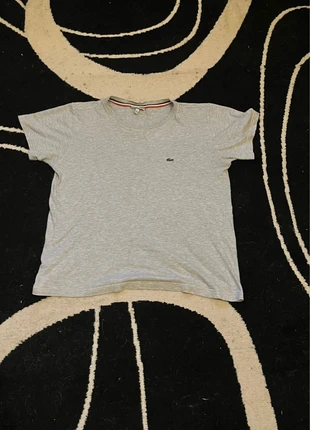 T-shirt Lacoste gris | taille 14ans | très bonne état | taille petit |, brand: Lacoste, condition: Very good, size: XS, €12.00, €13.30 includes Buyer Protection