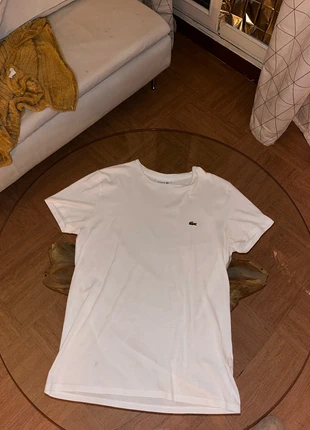 tee shirt lacoste blanc, marque: Lacoste, état: Neuf sans étiquette, taille: S, 26,00 €, 28,00 € Protection acheteurs incluse