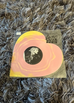 Taylor Swift lover live from Paris heart shaped vinyls, condition: New without tags, £45.00, £47.95 includes Buyer Protection
