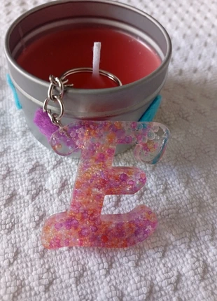 Porte-clés violette et orange lettre initiale E neuf en résine époxy, marke: Fait Main, zustand: Neu, 4,95 €, 5,90 € inklusive Vinted-Käuferschutz