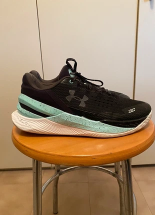 Under Armour Curry 2 low flotro, marke: Under Armour, zustand: Gut, größe: 45, 15,00 €, 16,45 € inklusive Vinted-Käuferschutz