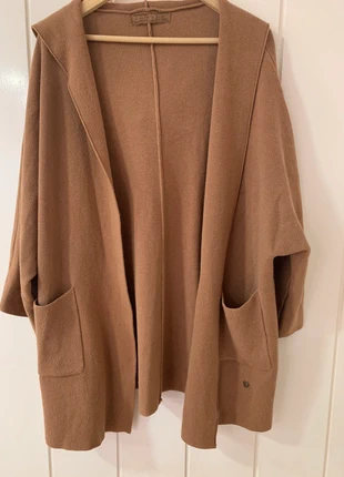 Capa #túnica #Italia, brand: Italia, condizioni: Ottime, taglia: Taglia unica, €8.50, €9.63 include la Protezione acquisti