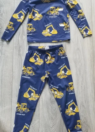 Pyjama enfant 6 ans – motif engins de chantier, marque: Shein, état: Très bon état, taille: 6 ans / 116 cm, 1,00 €, 1,75 € Protection acheteurs incluse