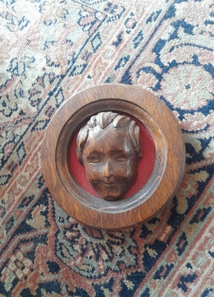 Petit cadre sculpté, marque: NO LABEL, état: Très bon état, 12,00 €, 13,30 € Protection acheteurs incluse