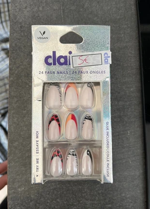 Faux ongle, marke: Claire's, zustand: Neu, mit Etikett, 2,00 €, 2,80 € inklusive Vinted-Käuferschutz