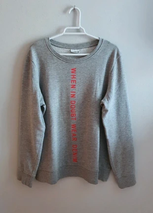 Sudadera casual con mensaje / Casual sweatshirt with message., marque: Noisy May, état: Neuf avec étiquette, taille: M / 38 / 10, 20,00 €, 21,70 € Protection acheteurs incluse