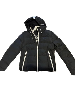 giubbotto nero Superdry., marca: Superdry, estado: Nuevo sin etiquetas, tamaño: M / 38 / 10, 125,00 €, 131,95 € Protección al comprador incluida