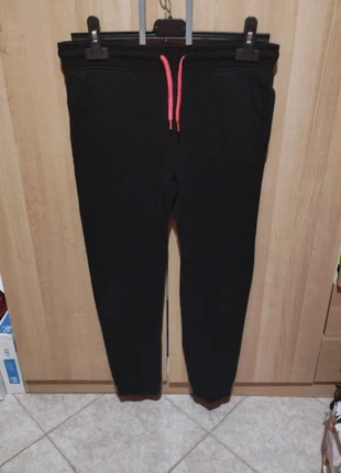 Pantaloni Jogger Neri OVS con Laccetti Arancioni, marca: OVS Kids, estado: Muy bueno, tamaño: 14 años / 164 cm, 4,28 €, 5,19 € Protección al comprador incluida