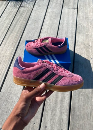 Gazelle Indoor femme, marca: adidas, estado: Nuevo con etiquetas, tamaño: 38, 115,00 €, 121,45 € Protección al comprador incluida