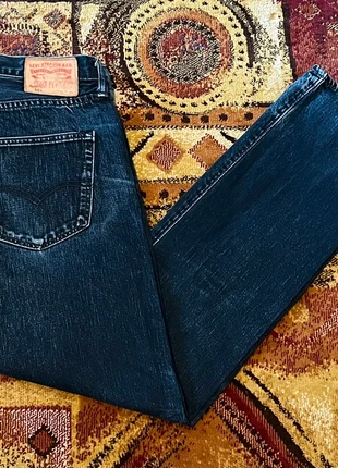 Jeans Lévis 501 Homme bleu foncé délavé W32 L 32 Taille 42 FR, marke: Levi's, zustand: Sehr gut, größe: W32 | DE 48, 32,00 €, 34,30 € inklusive Vinted-Käuferschutz